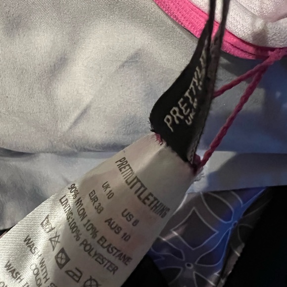 pretty little thing bikini bottoms - Picture 3 of 3